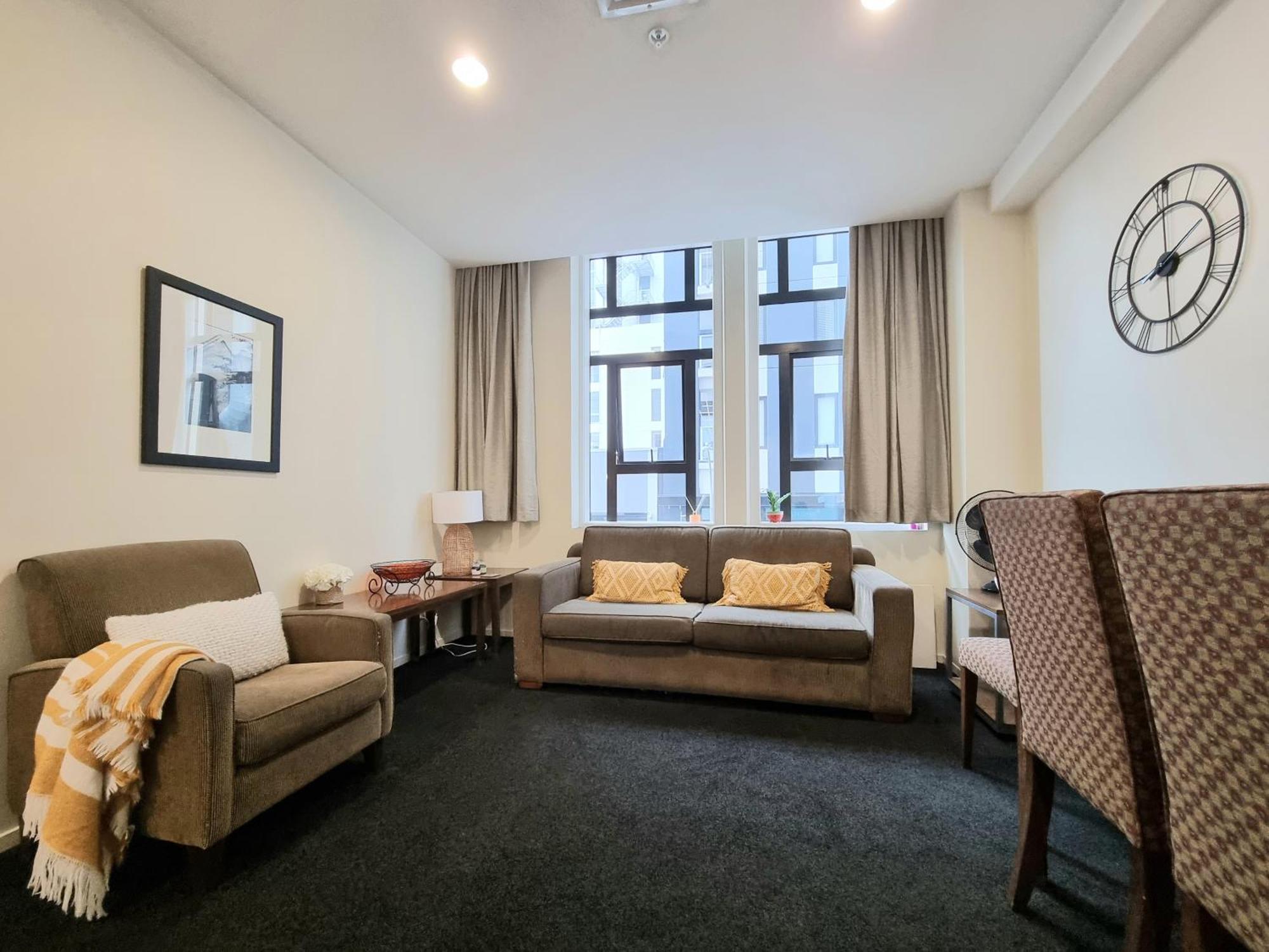 Urban Deco Apartment On Queen Street Auckland Habitación foto
